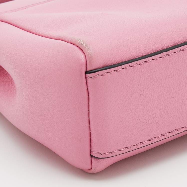مملوكة مسبقًا Fendi Pink Leather Mini Peekaboo Top Handle Bag