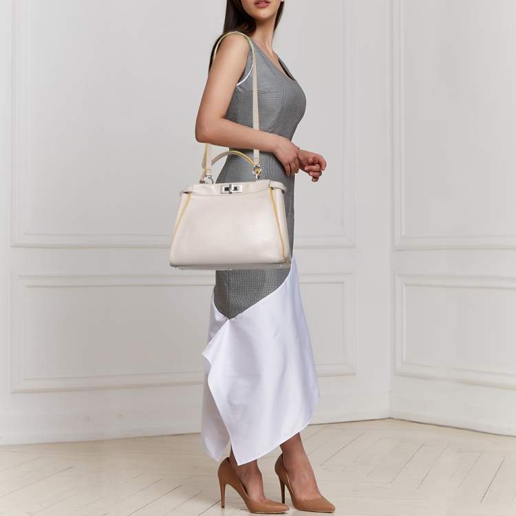 Pre Owned Fendi Light Beige Leather Peekaboo Medium Top Handle Bag