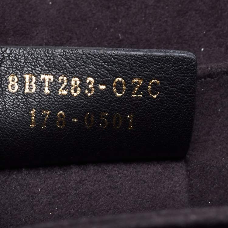 مملوكة مسبقًا Fendi Black Leather Kan I Shoulder Bag