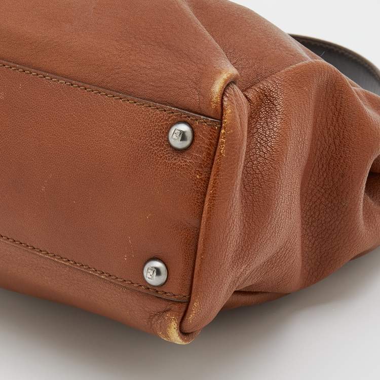 Pre Owned Fendi Brown Leather Medium Peekaboo Top Handle Bag