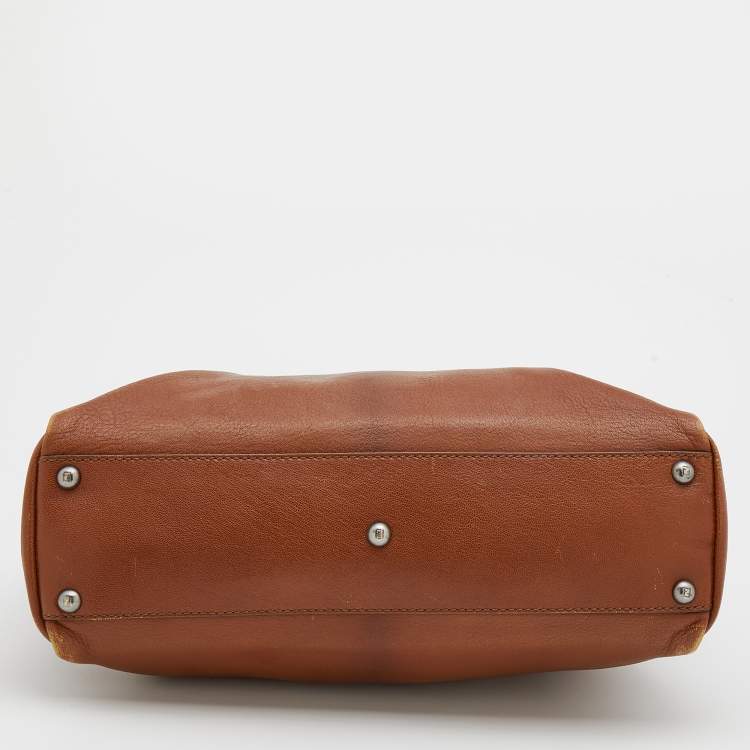 Pre Owned Fendi Brown Leather Medium Peekaboo Top Handle Bag