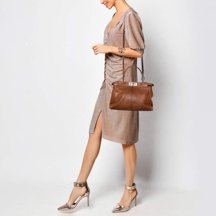 Pre Owned Fendi Brown Leather Medium Peekaboo Top Handle Bag
