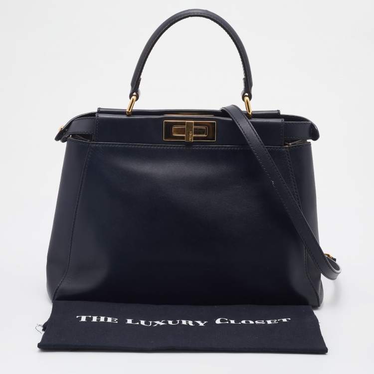 Pre Owned Fendi Black Leather Medium Peekaboo Top Handle Bag