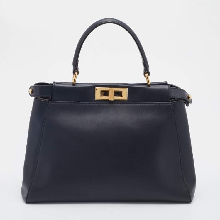 Pre Owned Fendi Black Leather Medium Peekaboo Top Handle Bag