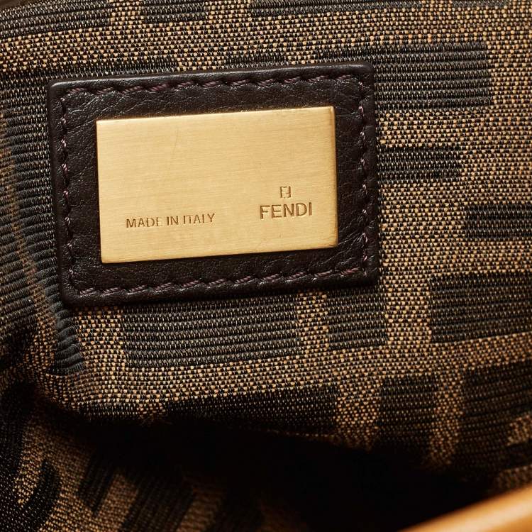 مملوكة مسبقًا Fendi Brown Leather Large Peekaboo Top Handle Bag