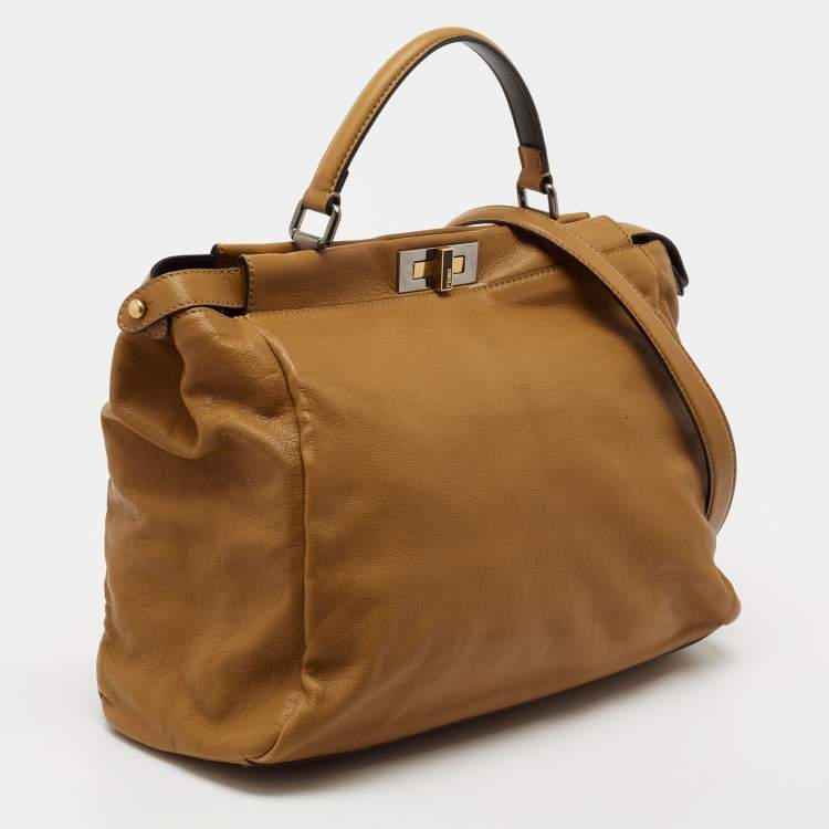 مملوكة مسبقًا Fendi Brown Leather Large Peekaboo Top Handle Bag