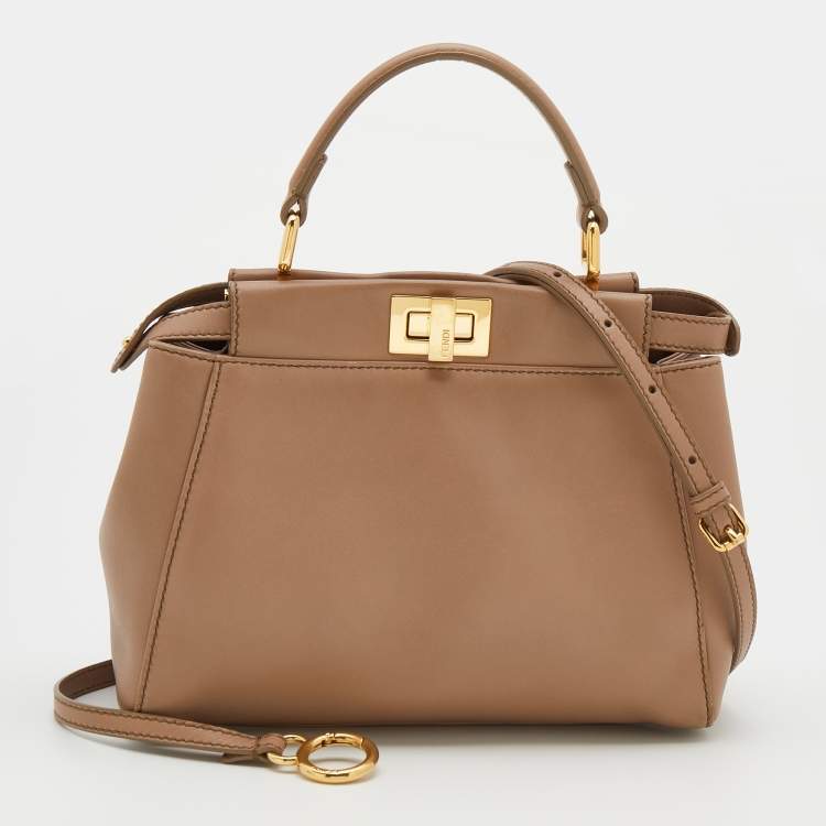 مملوكة مسبقًا Fendi Taupe Leather Mini Peekaboo Top Handle Bag