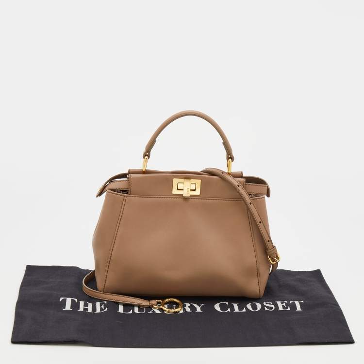 مملوكة مسبقًا Fendi Taupe Leather Mini Peekaboo Top Handle Bag