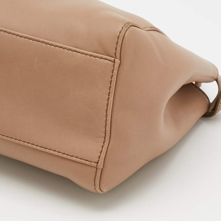 مملوكة مسبقًا Fendi Taupe Leather Mini Peekaboo Top Handle Bag
