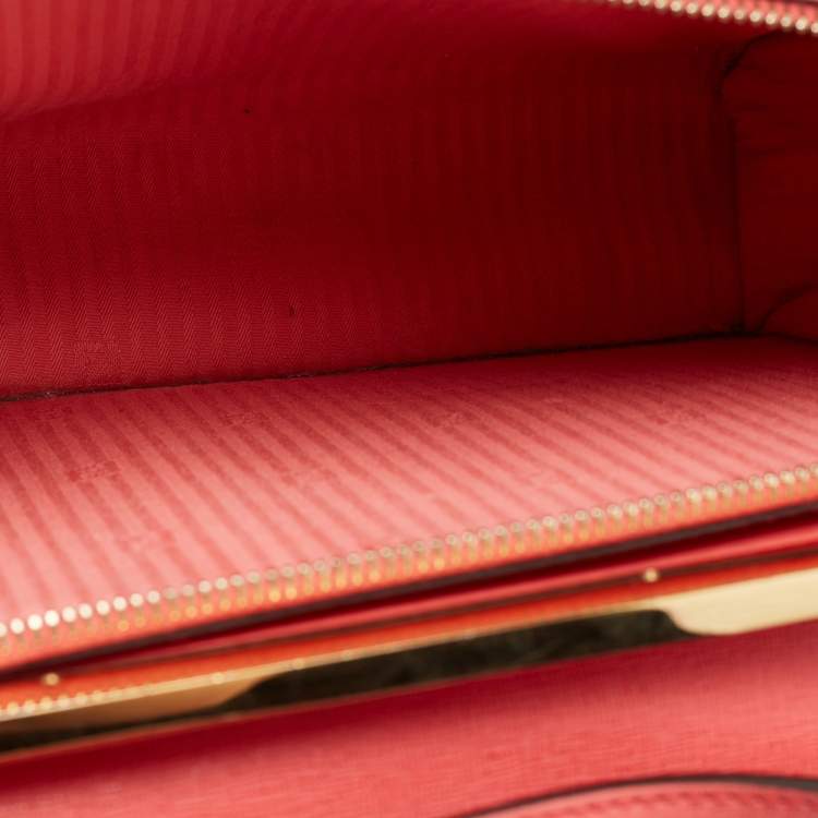 Pre Owned Fendi Pink Textured Leather Small Demi Jour Top Handle Bag