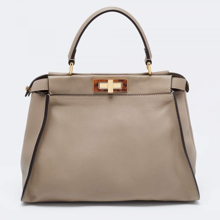 Pre Owned Fendi Beige Leather Peekaboo Medium Top Handle Bag