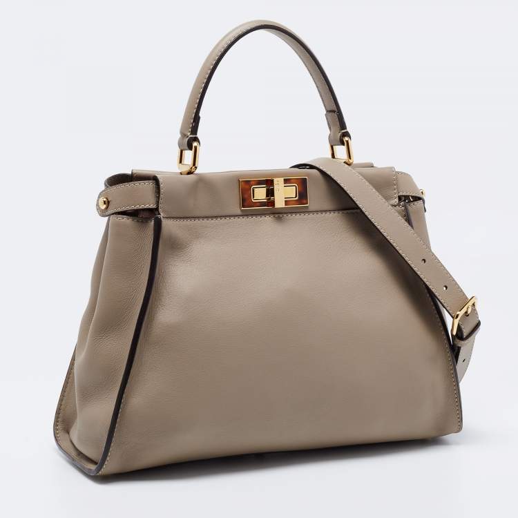 Pre Owned Fendi Beige Leather Peekaboo Medium Top Handle Bag
