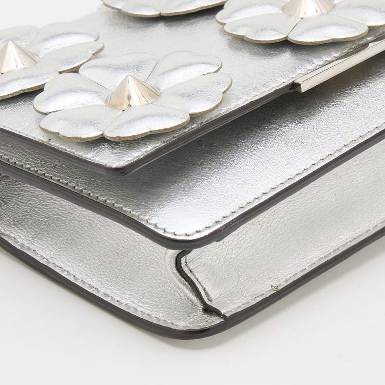 Pre Owned Fendi Metallic Silver Leather Flowerland Tube Wallet on Chain