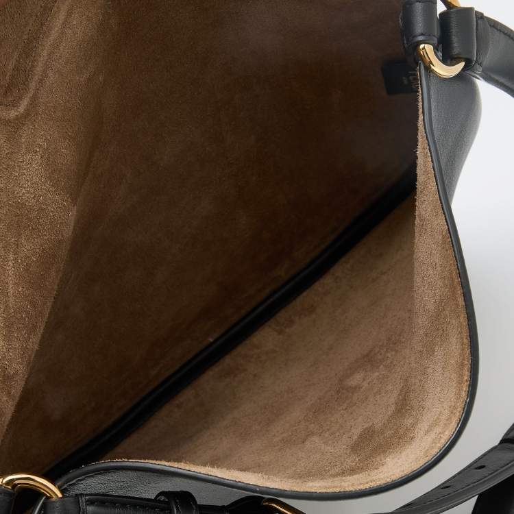 Pre Owned Fendi Black Leather Small Croissant Hobo