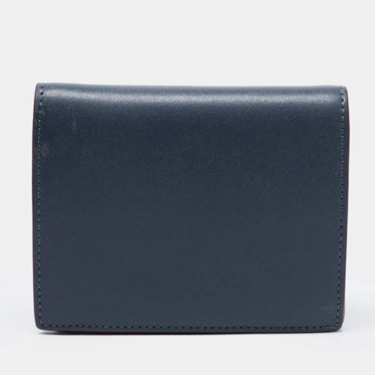 مملوكة مسبقًا Fend Teal Leather By The Way Bifold Wallet
