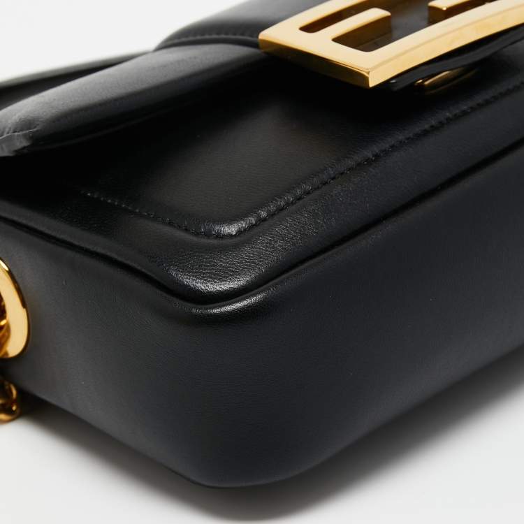 Pre Owned Fendi Black Leather Mini Baguette Crossbody Bag
