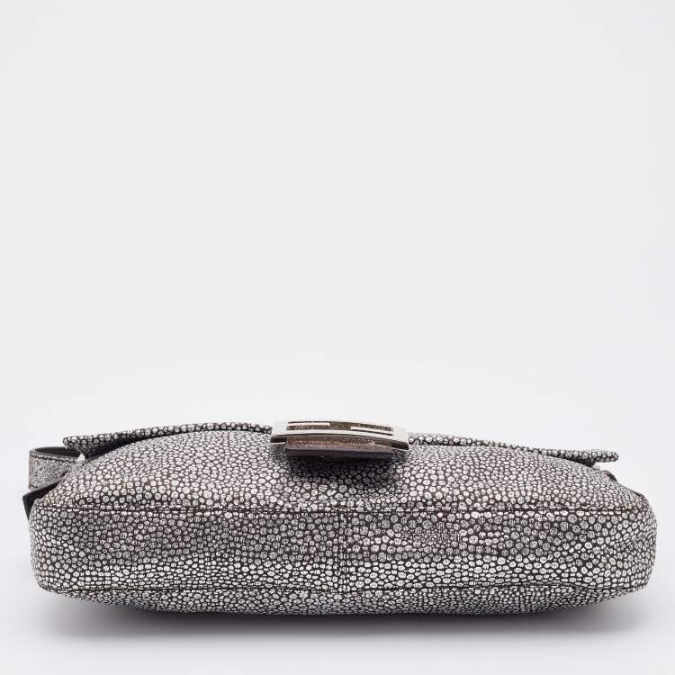 Pre Owned Fendi Silver Lurex Fabric and Leather Baguette Shoulder Bag