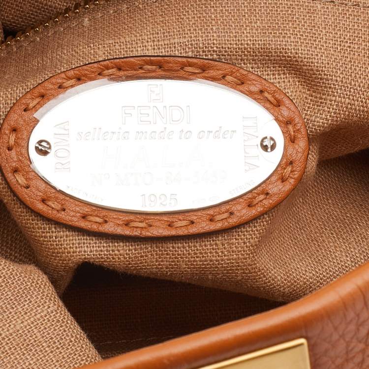 Pre Owned Fendi Brown Leather Large Peekaboo Top Handle Bag