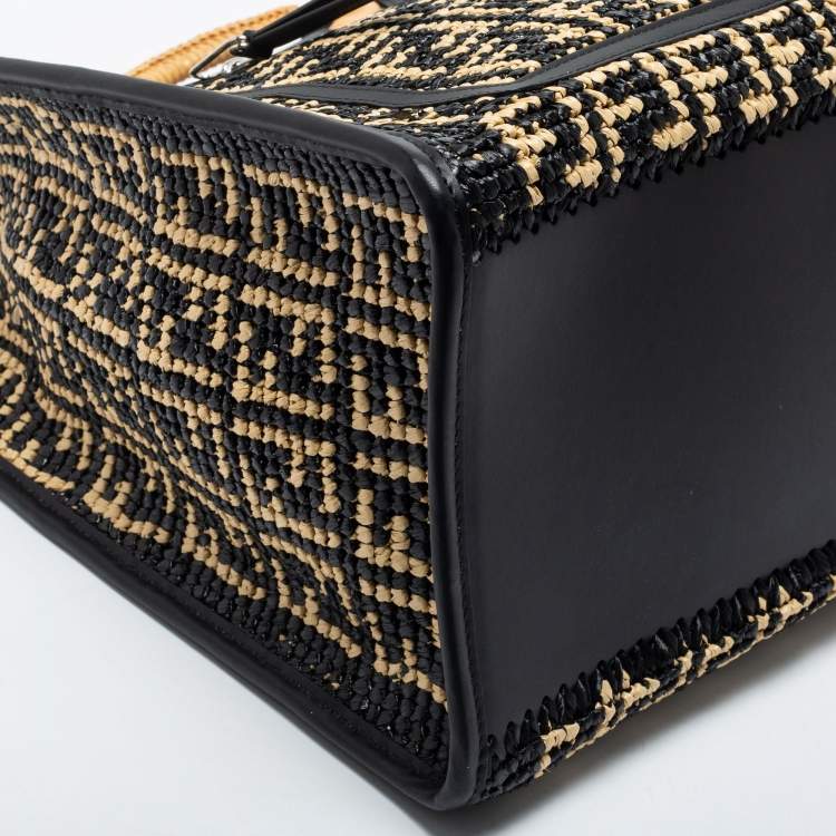 Pre Owned Fendi Black/Beige Woven Raffia and Leather Large Runaway Shopper Tote