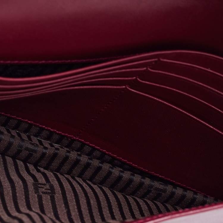 Pre Owned Fendi Burgundy Patent Leather Fendilicious Chain Clutch