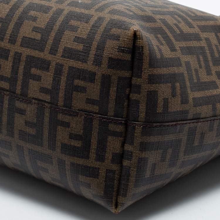 مملوكة مسبقًا Fendi Tobacco Zucca Coated Canvas and Leather Medium Roll Shopper Tote