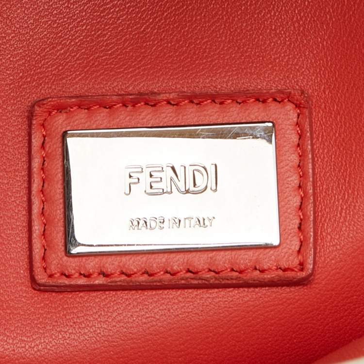 Pre Owned Fendi Off White Leather Medium Peekaboo Top Handle Bag