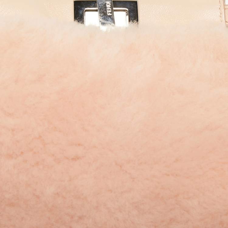 مملوكة مسبقًا Fendi Powder Pink Shearling and Leather Micro Peekaboo Top Handle Bag