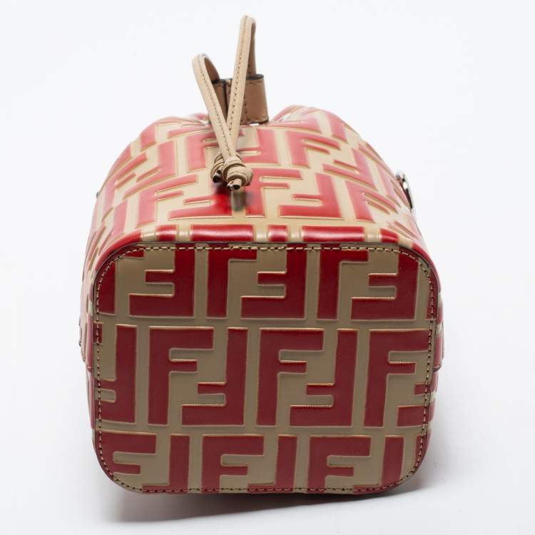 Pre Owned Fendi Beige/Red Monogram Embossed Leather Mini Mon Tresor Drawstring Bucket Bag