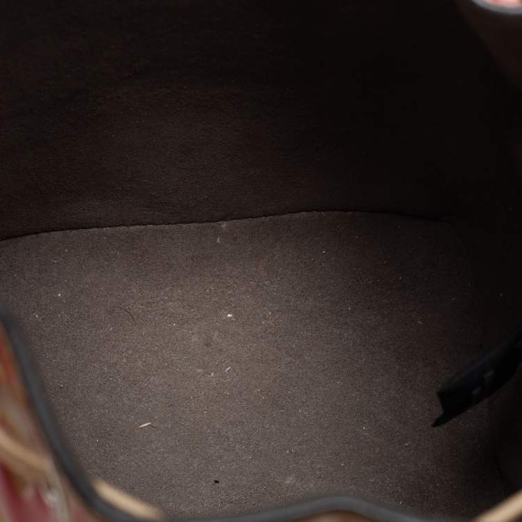 Pre Owned Fendi Beige/Red Monogram Embossed Leather Mini Mon Tresor Drawstring Bucket Bag