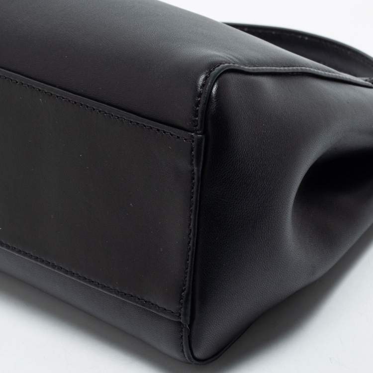 مملوكة مسبقًا Fendi Black Leather Mini Peekaboo Top Handle Bag
