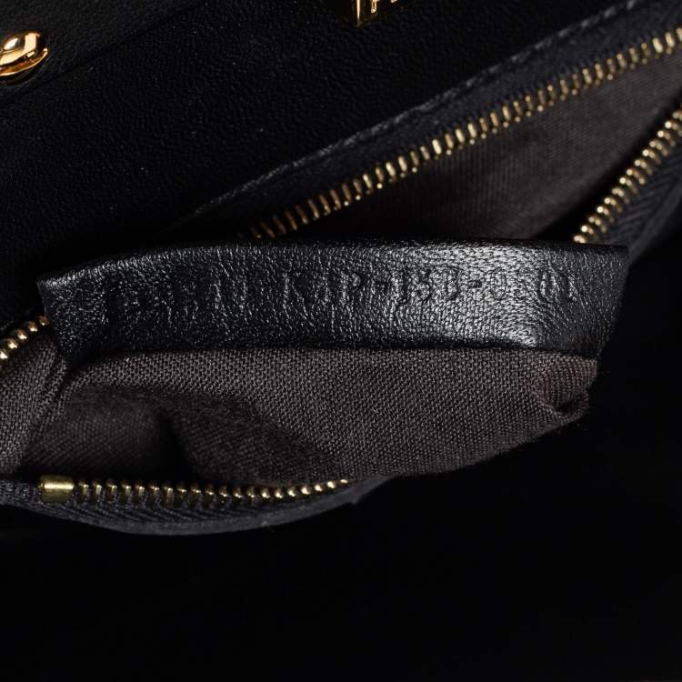 مملوكة مسبقًا Fendi Black Leather Mini Peekaboo Top Handle Bag