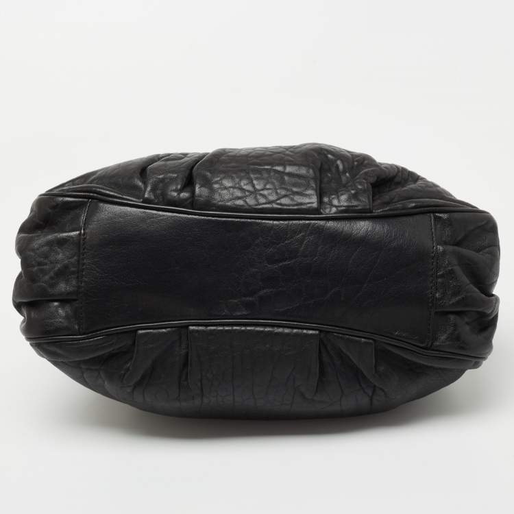 Pre Owned Fendi Black Pebbled Leather Small Mia Tote