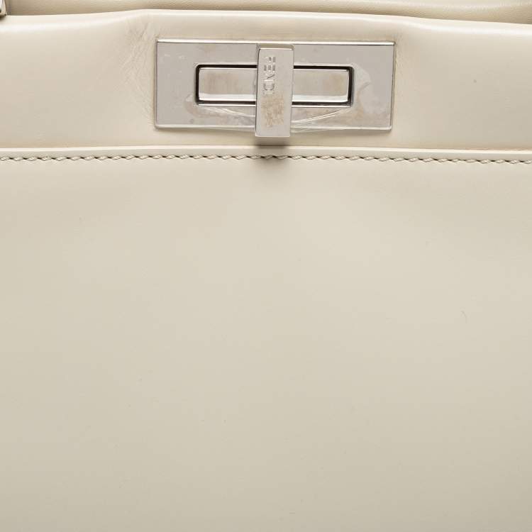Pre Owned Fendi Off White Leather Medium Peekaboo Top Handle Bag