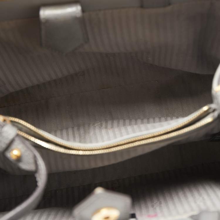 Pre Owned Fendi Grey Leather Small 2Jours Tote
