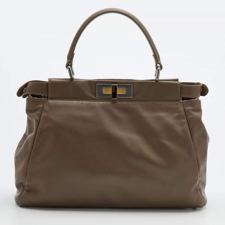 مملوكة مسبقًا Fendi Grey Leather Medium Peekaboo Top Handle Bag