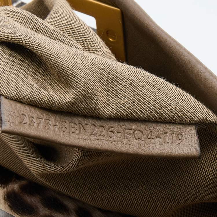 مملوكة مسبقًا Fendi Grey Leather Medium Peekaboo Top Handle Bag