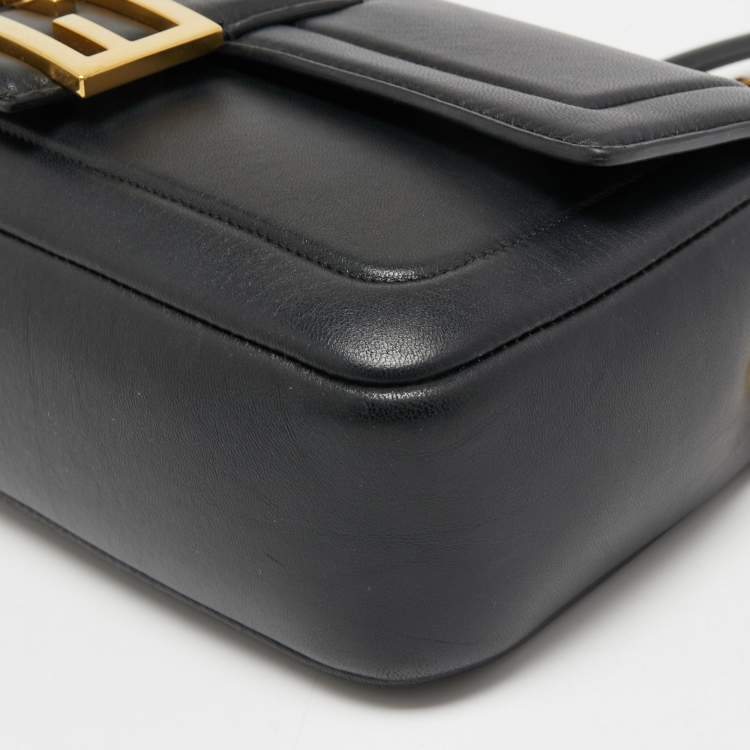 Pre Owned Fendi Black Leather Baguette Shoulder Bag