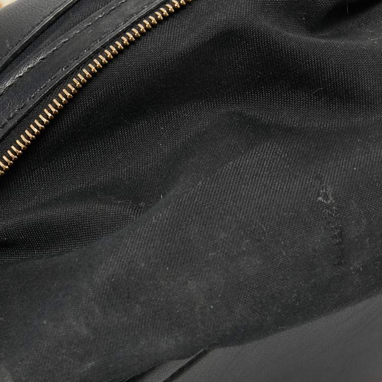 Pre Owned Fendi Black Leather Baguette Shoulder Bag