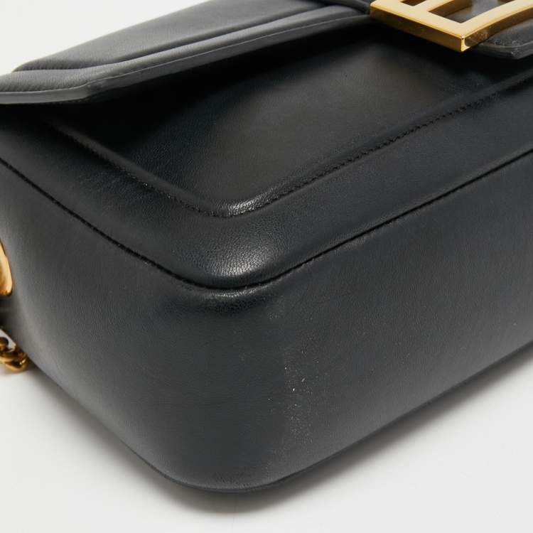 Pre Owned Fendi Black Leather Baguette Shoulder Bag