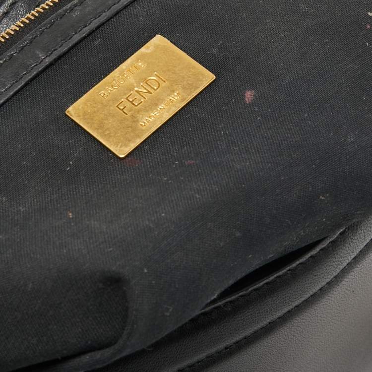 Pre Owned Fendi Black Leather Baguette Shoulder Bag
