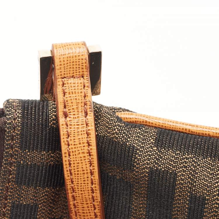 Pre Owned Fendi Beige/Brown Zucca Canvas and Leather Wristlet Pouch
