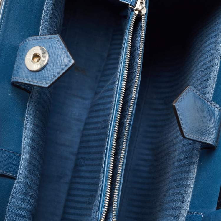 مملوكة مسبقًا Fendi Blue Leather Pettit 2jours Tote