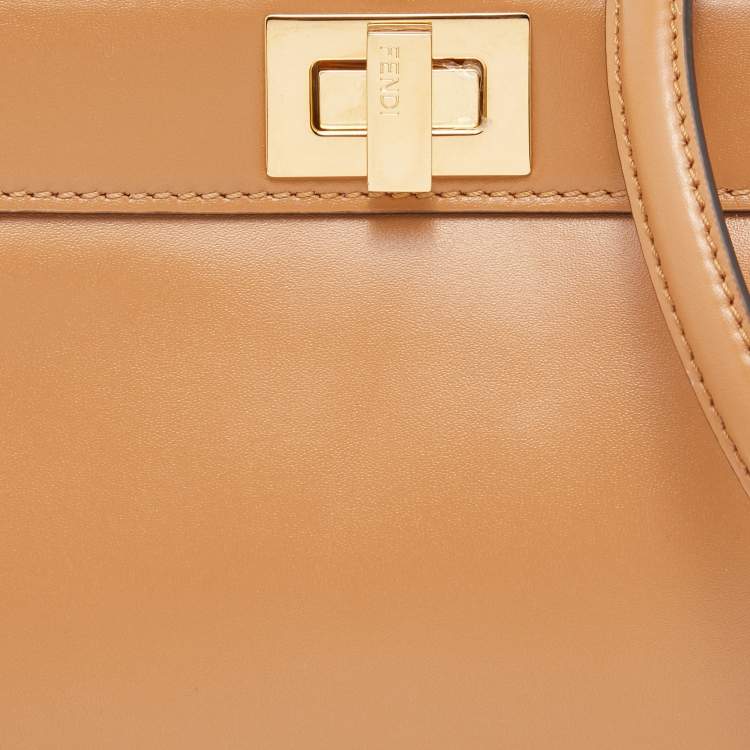 مملوكة مسبقًا Fendi Brown Leather Peekaboo ISeeU East West Top Handle Bag