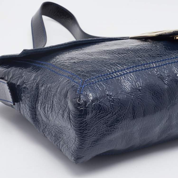 Pre Owned Fendi Navy Blue Patent Leather Maxi Baguette Shoulder Bag