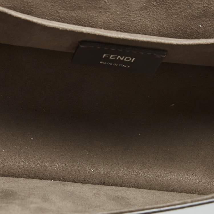 مملوكة مسبقًا Fendi Grey Leather Kan I F Logo Shoulder Bag