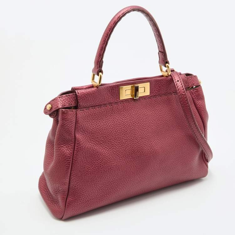 مملوكة مسبقًا Fendi Metallic Red Leather Sellier Medium Peekaboo Top Handle Bag