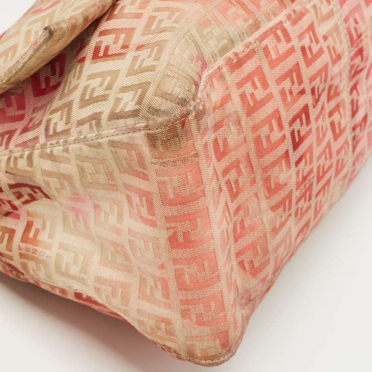 مملوكة مسبقًا Fendi Pink/Beige Zucchino Canvas Mama Baguette Shoulder Bag