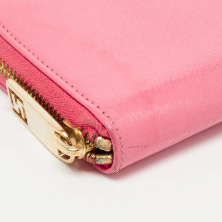 Pre Owned Fendi Pink Glossy Leather Logo Zip Around Wallet