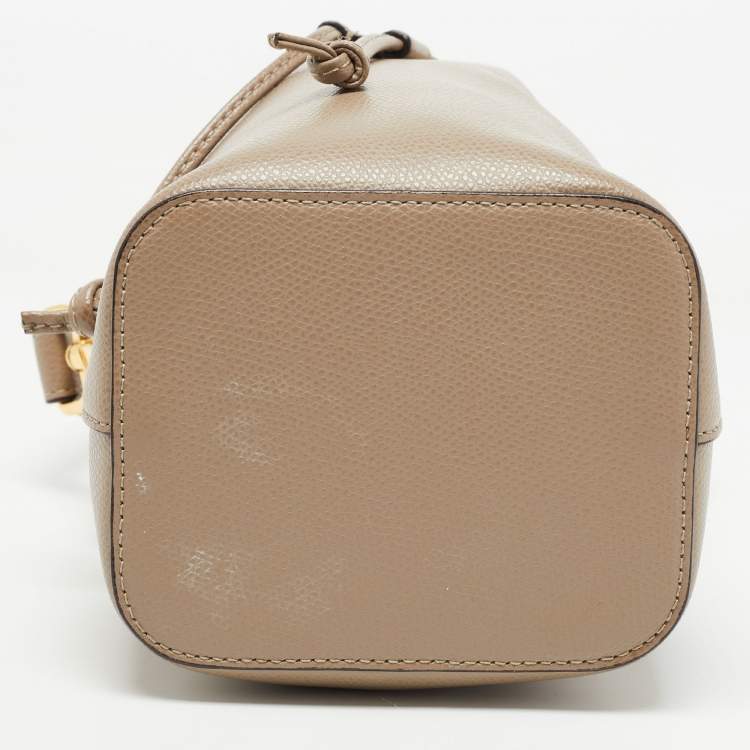Pre Owned Fendi Beige Leather Mini Mon Tresor Drawstring Bucket Bag