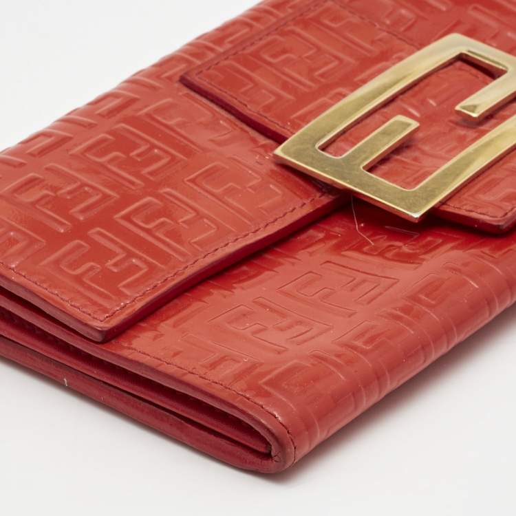 Pre Owned Fendi Orange Zucchino Patent Leather Mia Flap Continental Wallet